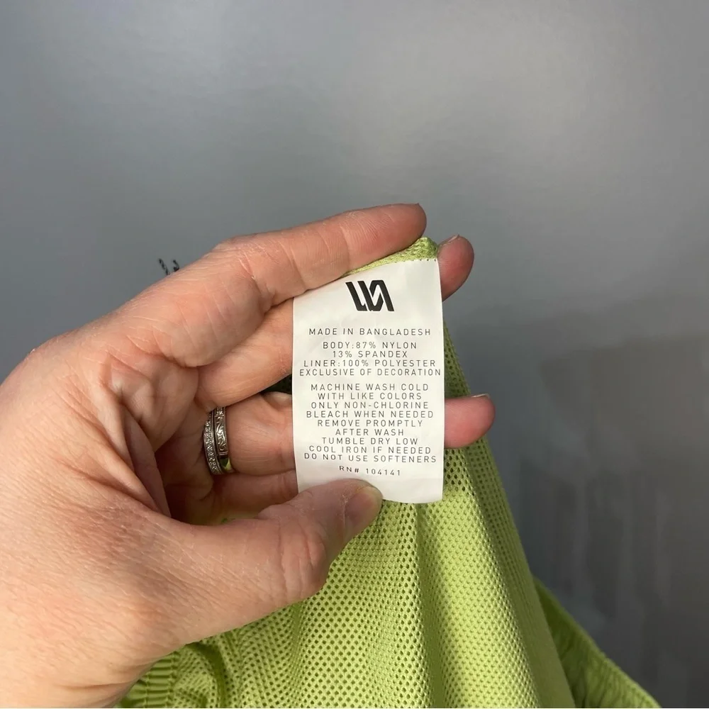 VRST Men's Green Seedling Everyday Shorts Size Small